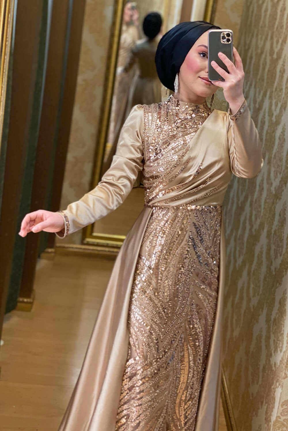 Pınar Şems Belinay Abiye